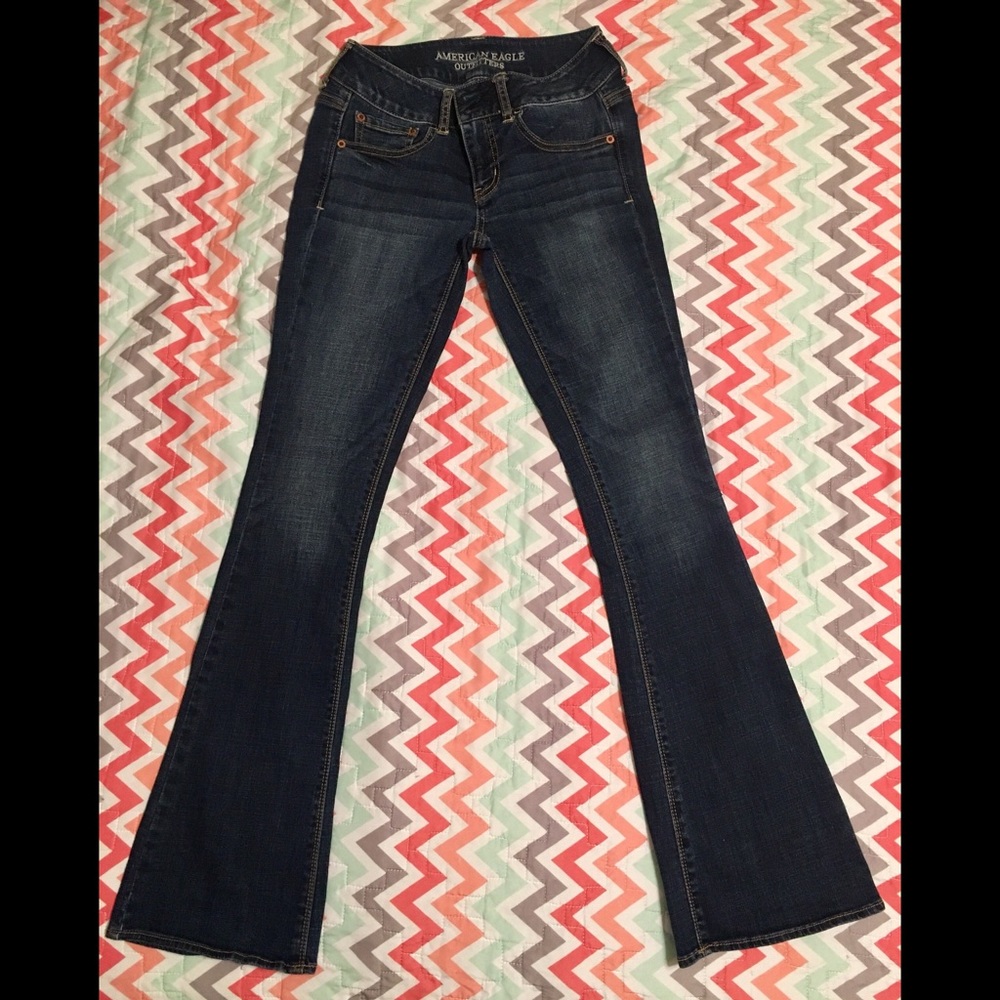 EUC American Eagle Artist Super Stretch Jeans Sz 2